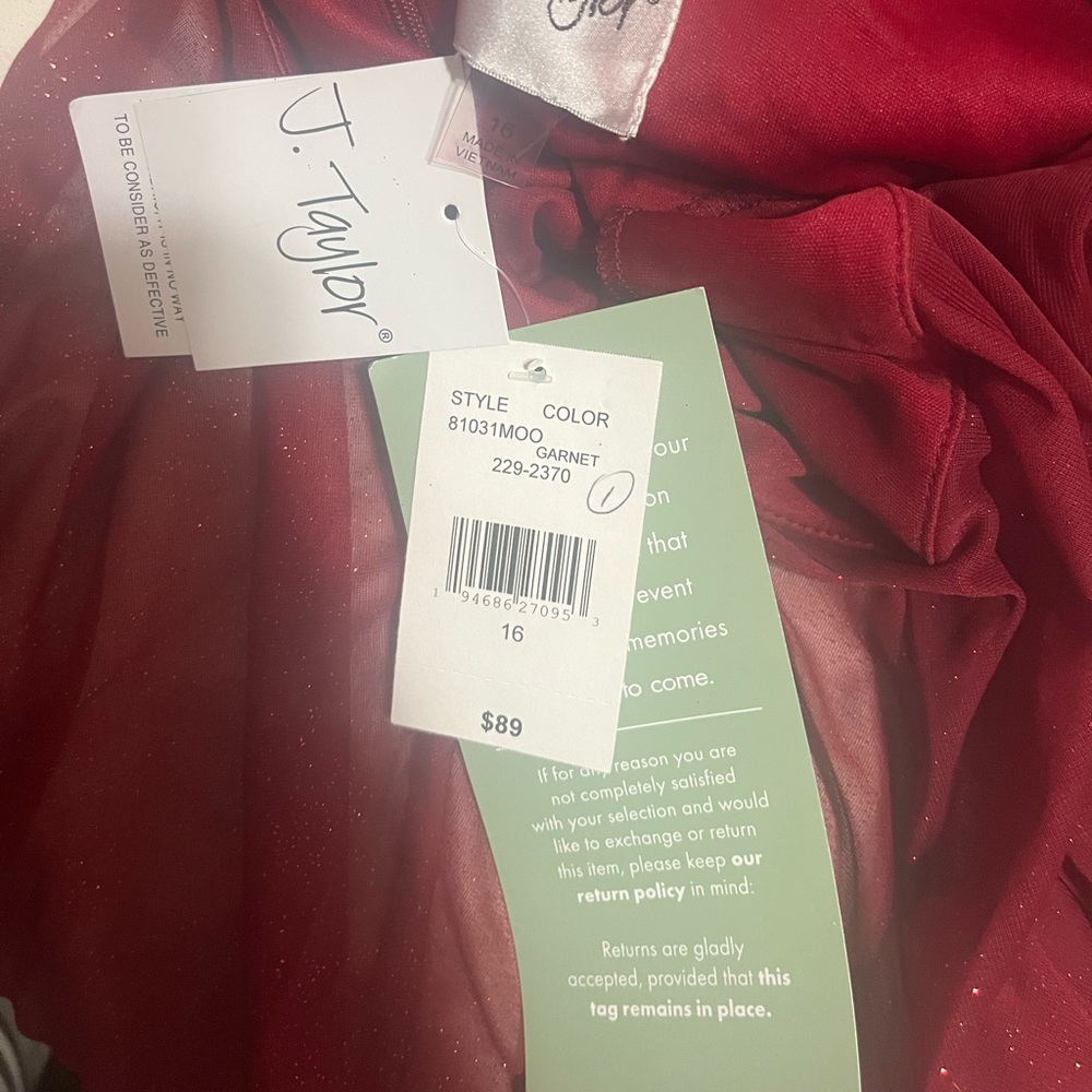 NEW WITH TAGS JCPENNEY DRESS